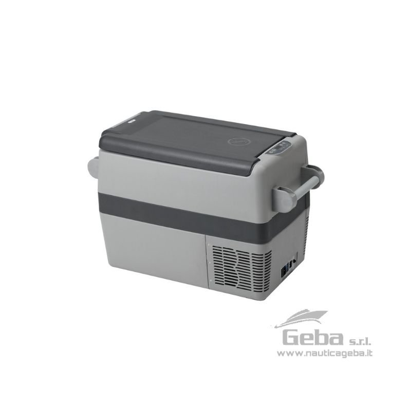 Frigoriferi portatili con possibilità di utilizzo freezer, progettati per uso esterno e per uso esterno e per resistere a movimenti violenti. Alimentazione universale 12/24 DC - 110/220 AC. Termostato di regolazione temperatura. Costruiti completamente con materiali inossidabili. Frigorifero portatile a pozzetto ISOTHERM Travel box