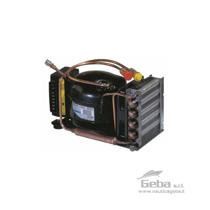 Compressore orizzontale completo di giunti rapidi e ventola di raffreddamento.
Per gruppi frigo composti da:
1 Compressore Danfoss bitensione 12/24V.
1 Evaporatore con giunti rapidi (a scelta). COMPRESSORE ORIZZONTALE DANFOSS