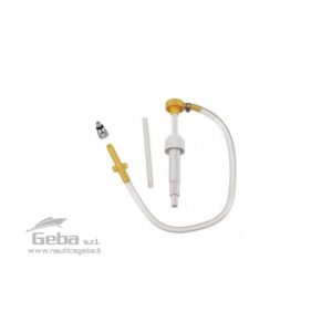 Pompa a siringa per estrazione olio da qualsiasi piede o fuoribordo con raccordo a vite da 16 (38). Adatta per uso con bottiglie olio da 946 ml, completa di adattatore Yamaha.