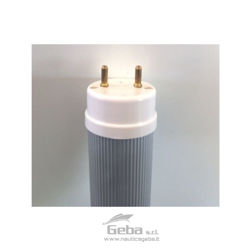 Tubo Neon Led barca 9W 24V 5000K 600mm Luce Bianca Fredda.
Questi tubi a led hanno una potenza equivalente ad un tradizionale tubo al neon, ma presenta numerosi vantaggi, primo tra tutti il ridottissimo consumo energetico.
Questo genere di lampada ha un alto potere di illuminazione. A differenza delle tradizionali plafoniera neon, i tubi Neon Led, non riscaldano e mantengono sempre la stessa luminosità, anche dopo lunghi periodi di utilizzo e durano molto più a lungo.
Non inquina essendo privo di vetro, mercurio, emissioni elettromagnetiche, di raggi UV, di radiazioni IR, tutti elementi inquinanti presenti in un neon tradizionale. Inoltre è resistente alle vibrazioni e agli urti.
Può rimpiazzare un neon tradizionale senza aver bisogno di starter e di trasformatore, non ha sbalzi di luce, dannosi per la vista. Si risparmia il 65% di energia elettrica rispetto ad un neon tradizionale.
La luce fornita dalla plafoniera a LED è stabile e non vibra anche agli sbalzi di tensione. Permette di distinguere chiaramente i colori e quindi è adatta specialmente in ambienti di lavoro, affatica meno la vista.
È adatta a sostituire i tubi neon tradizionali. Non occorre cambiare la plafoniera, basta togliere il reostato e lo starter e seguire le istruzioni per il collegamento che si trovano sull’etichetta.
NOTE IMPORTANTI:
Lo starter ed il reostato (trasformatore) presenti nella plafoniera vanno eliminati, poiché non sono richiesti per l’accensione del tubo a LED. Bisogna collegare positivo e negativo rispettivamente alle due estremità del tubo, come indicato nello schema in alto.
Tubo Neon Led barca: Specifiche
Dati tecnici
Tensione di funzionamento: 24V
Potenza: 9 W
Colore: Bianco Freddo (5000K)
Temperatura di funzionamento: da -10 a +60 ºC
Flusso luminoso: 900 lm
Dimensioni: Diametro 26 mm; Lunghezza 600 mm
Tipo di attacco: Standard G13
Equivalenza tubo fluorescente : 19W
Indice di resa cromatica (CRI): >70
Angolo illuminazione: 120°
THD: <15%
Tipo led: 3528SMD
Grado di protezione: IP20
Durata minima: 40.000 ore
Certificati: CE e RoHS
Tutte le luci a LED disponibili per barche a 12 e 24 Volt.
Affidati a NAUTICAGEBA.IT per ogni esigenza e richiesta contatta il nostro service online. Troverai articoli di illuminazione per barca sempre in sconto ad ottimi prezzi. Tubo Neon Led barca 9W 24V 5000K 600mm Luce Bianca Fredda attacco