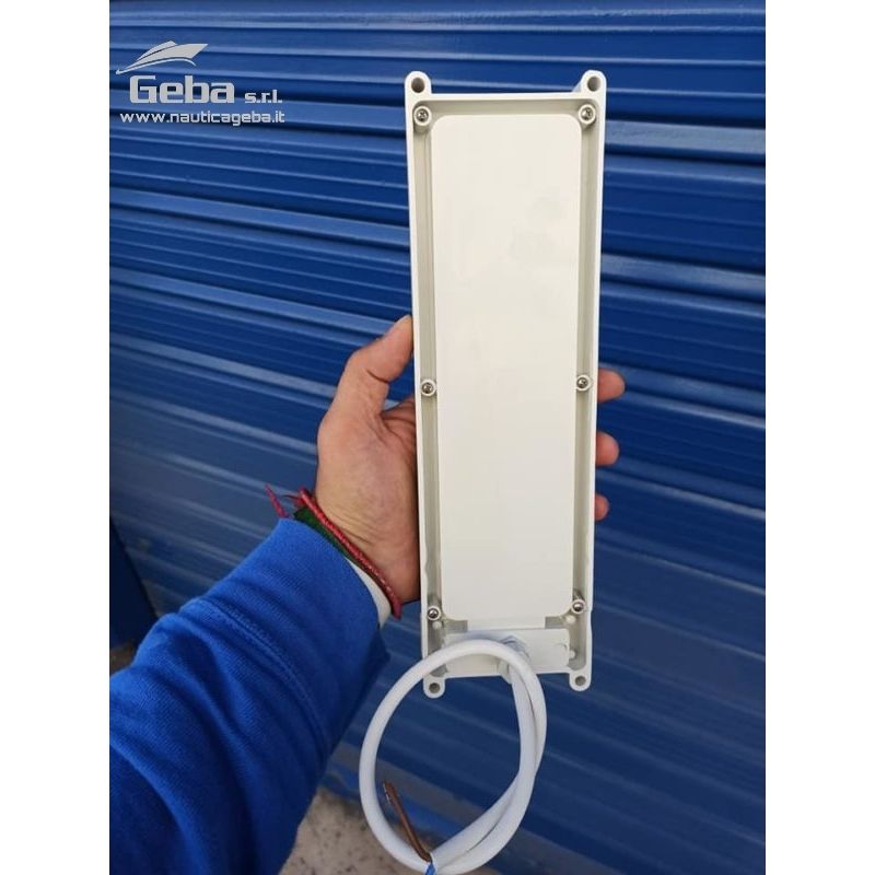 Luci Led barca piccola multicolor, disponibile online nella colorazione Bianco Freddo/ Blu.
La plafoniera Alba New è una bellissima plafoniera a LED per barca ed è costruita con una robusta struttura in PVC bianco e da Plexiglass opaco.
I materiali con cui è composta la rendono lineare, semplice ed elegante, all'interno è montata una scheda elettronica di nostra costruzione che oltre a permettere di essere alimentata da 10 a 30 VDC evita il fastidioso e brutto effetto a strice luminose. Infatti espande in maniera uniforme la luce su tutto il vetro che è costruito con materiali speciali per la ottima diffusione della luminosità.
E’ stata progettata per essere installata in qualsiasi ambiente dell’imbarcazione, sia in sala macchina che nelle ghiacciaie dei pescherecci, ma anche per interno ed esterno. Infatti queste luci a LED sono costrutite con il più alto gradi di protezione all'acqua ed alla salsedine essendo completamente stagne IP65. La plafoniera a LED 12 / 24 Volts per barca ALBA può essere personalizzata a Vostra richiesta. Puoi richiedere l'ingresso del cavo laterale o posteriore, oppure puoi realizzare tu il foro d'ingresso. Le luci a LED per barca ALBA hanno una cassettina per i collegamenti che permettono di adattare gli ingressi ovunque tu voglia.
Tutti i materiali sono in ABS e le viti sono in Acciaio inox 316 per permettere una lunghissima durata alla plafoniera a led per barca.
Plafoniera Led 12 e 24 Volt caratteristiche:
potenza 15W LED
alimentazione 12/24 Volts
peso 200 grammi
plafoniere stagne IP65
lunghezza 30 cm, larghezza 9 cm, altezza 2,5 cm
lunghissima durata
Cosa previene la plafoniera a led per barca:
Pervenire l’ingresso di umidità e acqua
Preservare i circuiti elettrici
Conserva la rigidità del prodotto
Delimita le aree di fissaggio della plafoniera
Lunga durata
Bassissimo consumo e altissima luminosità a bordo.
Le temperature d’esercizio vanno da un minimo di – 15° C a un massimo di + 65° C, così robusta permette l’installazione in locali come ghiacciaia e sala macchine.
Il suo grado di protezione IP55, permette l’installazione anche all’esterno, sotto getti di acqua salmastra o dolce.
La colorazione dei suoi led, amplificano la luminescenza sostituendo così la classica plafoniera a Neon.
Installando ALBA NEW, si abbattono i costi legati alla manutenzione ordinaria e la sostituzione delle vecchie lampadine.
Codice GE ALBA15W
Tensione 12V DC 24V DC
Colore luce Bianco Freddo 15W
Dimensioni 30 x 9x 2,5 cm
Temperatura d’esercizio -15°C + 65°C
Grado di protezione IP65
Non troverai mai da nessun'altra parte queste LUCI LED BARCA perche sono un nostro progetto e le costruiamo noi!!!
L’illuminazione geba che ti offriamo è la reale dimostrazione di quanto sia facile unire l’utile al dilettevole, troverai tutti i prodotti progettati e costruiti da GEBA srl. .
NAUTICAGEBA.IT è una vera garanzia certificata per la sezione illuminazione a LED! alba new 2020 plafoniera piccola 15w 12v o 24v foro laterale