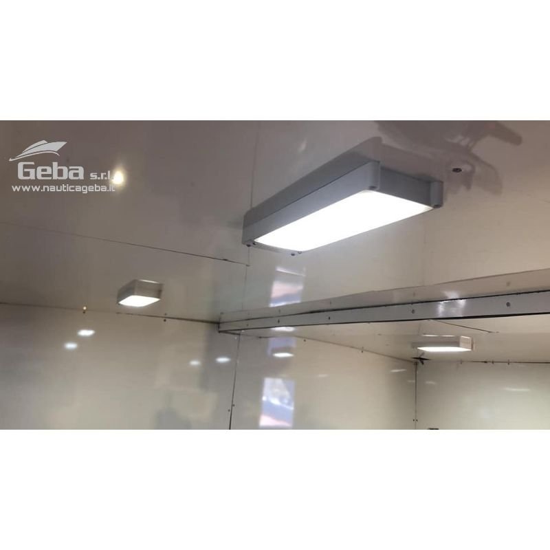Luci Led barca piccola multicolor, disponibile online nella colorazione Bianco Freddo/ Blu.
La plafoniera Alba New è una bellissima plafoniera a LED per barca ed è costruita con una robusta struttura in PVC bianco e da Plexiglass opaco.
I materiali con cui è composta la rendono lineare, semplice ed elegante, all'interno è montata una scheda elettronica di nostra costruzione che oltre a permettere di essere alimentata da 10 a 30 VDC evita il fastidioso e brutto effetto a strice luminose. Infatti espande in maniera uniforme la luce su tutto il vetro che è costruito con materiali speciali per la ottima diffusione della luminosità.
E’ stata progettata per essere installata in qualsiasi ambiente dell’imbarcazione, sia in sala macchina che nelle ghiacciaie dei pescherecci, ma anche per interno ed esterno. Infatti queste luci a LED sono costrutite con il più alto gradi di protezione all'acqua ed alla salsedine essendo completamente stagne IP65. La plafoniera a LED 12 / 24 Volts per barca ALBA può essere personalizzata a Vostra richiesta. Puoi richiedere l'ingresso del cavo laterale o posteriore, oppure puoi realizzare tu il foro d'ingresso. Le luci a LED per barca ALBA hanno una cassettina per i collegamenti che permettono di adattare gli ingressi ovunque tu voglia.
Tutti i materiali sono in ABS e le viti sono in Acciaio inox 316 per permettere una lunghissima durata alla plafoniera a led per barca.
Plafoniera Led 12 e 24 Volt caratteristiche:
potenza 15W LED
alimentazione 12/24 Volts
peso 200 grammi
plafoniere stagne IP65
lunghezza 30 cm, larghezza 9 cm, altezza 2,5 cm
lunghissima durata
Cosa previene la plafoniera a led per barca:
Pervenire l’ingresso di umidità e acqua
Preservare i circuiti elettrici
Conserva la rigidità del prodotto
Delimita le aree di fissaggio della plafoniera
Lunga durata
Bassissimo consumo e altissima luminosità a bordo.
Le temperature d’esercizio vanno da un minimo di – 15° C a un massimo di + 65° C, così robusta permette l’installazione in locali come ghiacciaia e sala macchine.
Il suo grado di protezione IP55, permette l’installazione anche all’esterno, sotto getti di acqua salmastra o dolce.
La colorazione dei suoi led, amplificano la luminescenza sostituendo così la classica plafoniera a Neon.
Installando ALBA NEW, si abbattono i costi legati alla manutenzione ordinaria e la sostituzione delle vecchie lampadine.
Codice GE ALBA15W
Tensione 12V DC 24V DC
Colore luce Bianco Freddo 15W
Dimensioni 30 x 9x 2,5 cm
Temperatura d’esercizio -15°C + 65°C
Grado di protezione IP65
Non troverai mai da nessun'altra parte queste LUCI LED BARCA perche sono un nostro progetto e le costruiamo noi!!!
L’illuminazione geba che ti offriamo è la reale dimostrazione di quanto sia facile unire l’utile al dilettevole, troverai tutti i prodotti progettati e costruiti da GEBA srl. .
NAUTICAGEBA.IT è una vera garanzia certificata per la sezione illuminazione a LED! alba new 2020 plafoniera piccola 15w 12v o 24v installazione a soffitto