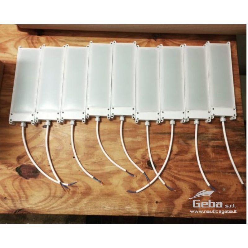 Luci Led barca piccola multicolor, disponibile online nella colorazione Bianco Freddo/ Blu.
La plafoniera Alba New è una bellissima plafoniera a LED per barca ed è costruita con una robusta struttura in PVC bianco e da Plexiglass opaco.
I materiali con cui è composta la rendono lineare, semplice ed elegante, all'interno è montata una scheda elettronica di nostra costruzione che oltre a permettere di essere alimentata da 10 a 30 VDC evita il fastidioso e brutto effetto a strice luminose. Infatti espande in maniera uniforme la luce su tutto il vetro che è costruito con materiali speciali per la ottima diffusione della luminosità.
E’ stata progettata per essere installata in qualsiasi ambiente dell’imbarcazione, sia in sala macchina che nelle ghiacciaie dei pescherecci, ma anche per interno ed esterno. Infatti queste luci a LED sono costrutite con il più alto gradi di protezione all'acqua ed alla salsedine essendo completamente stagne IP65. La plafoniera a LED 12 / 24 Volts per barca ALBA può essere personalizzata a Vostra richiesta. Puoi richiedere l'ingresso del cavo laterale o posteriore, oppure puoi realizzare tu il foro d'ingresso. Le luci a LED per barca ALBA hanno una cassettina per i collegamenti che permettono di adattare gli ingressi ovunque tu voglia.
Tutti i materiali sono in ABS e le viti sono in Acciaio inox 316 per permettere una lunghissima durata alla plafoniera a led per barca.
Plafoniera Led 12 e 24 Volt caratteristiche:
potenza 15W LED
alimentazione 12/24 Volts
peso 200 grammi
plafoniere stagne IP65
lunghezza 30 cm, larghezza 9 cm, altezza 2,5 cm
lunghissima durata
Cosa previene la plafoniera a led per barca:
Pervenire l’ingresso di umidità e acqua
Preservare i circuiti elettrici
Conserva la rigidità del prodotto
Delimita le aree di fissaggio della plafoniera
Lunga durata
Bassissimo consumo e altissima luminosità a bordo.
Le temperature d’esercizio vanno da un minimo di – 15° C a un massimo di + 65° C, così robusta permette l’installazione in locali come ghiacciaia e sala macchine.
Il suo grado di protezione IP55, permette l’installazione anche all’esterno, sotto getti di acqua salmastra o dolce.
La colorazione dei suoi led, amplificano la luminescenza sostituendo così la classica plafoniera a Neon.
Installando ALBA NEW, si abbattono i costi legati alla manutenzione ordinaria e la sostituzione delle vecchie lampadine.
Codice GE ALBA15W
Tensione 12V DC 24V DC
Colore luce Bianco Freddo 15W
Dimensioni 30 x 9x 2,5 cm
Temperatura d’esercizio -15°C + 65°C
Grado di protezione IP65
Non troverai mai da nessun'altra parte queste LUCI LED BARCA perche sono un nostro progetto e le costruiamo noi!!!
L’illuminazione geba che ti offriamo è la reale dimostrazione di quanto sia facile unire l’utile al dilettevole, troverai tutti i prodotti progettati e costruiti da GEBA srl. .
NAUTICAGEBA.IT è una vera garanzia certificata per la sezione illuminazione a LED! alba new 2020 plafoniera piccola 15w 12v o 24v