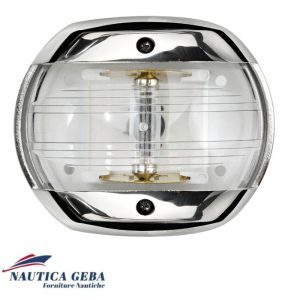 Fanale di via barca Led 12V fino a 20 metri 70 x 90 mm inox 225 gradi prua disponibile nel nostro negozio online di accessori nautici. Luci di via Classic 20 LED in AISI 316 lucidato a specchio per imbarcazioni fino a 20 m. Luci Sphera Design fino a 20 m approvate RINA Certificate COLREG72, per imbarcazioni fino a 20 m.