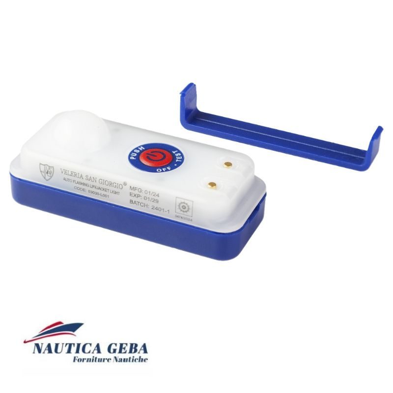 La luce automatica Mod. L001 SOLAS/MED rappresenta un elemento essenziale per la sicurezza in mare. Luce Automatica Mod. L001 SOLAS/MED – Completa di Clip per Giubbotti di Salvataggio Nautici